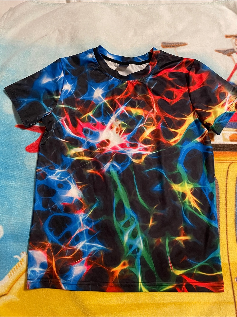 Girls and boys T-shirt youth medium size.